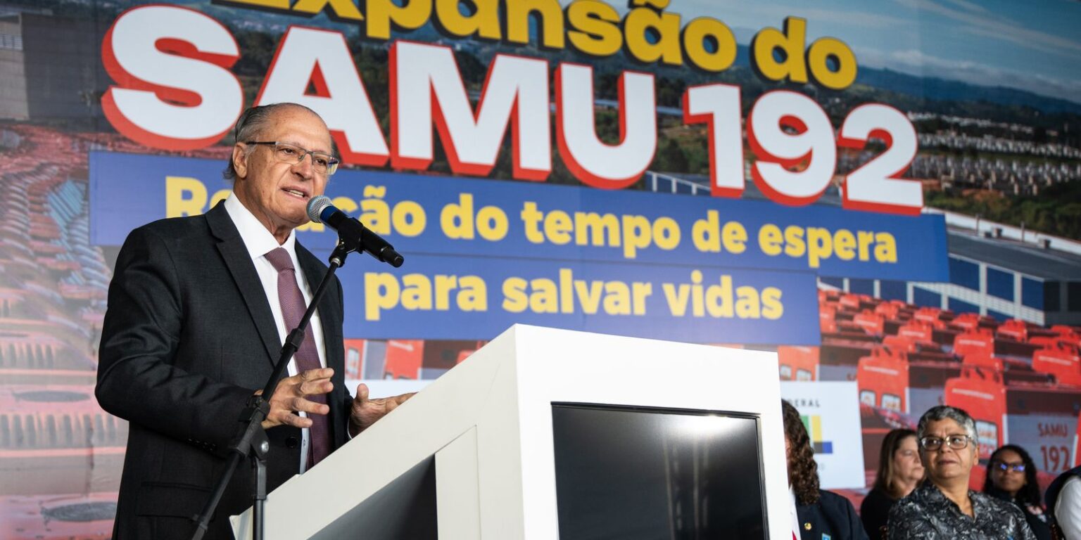 Governo fornece 156 novas ambulâncias para a frota do SAMU em 2023
