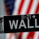 Bolsa Registra Queda Acentuada Após Críticas de Trump a Powell