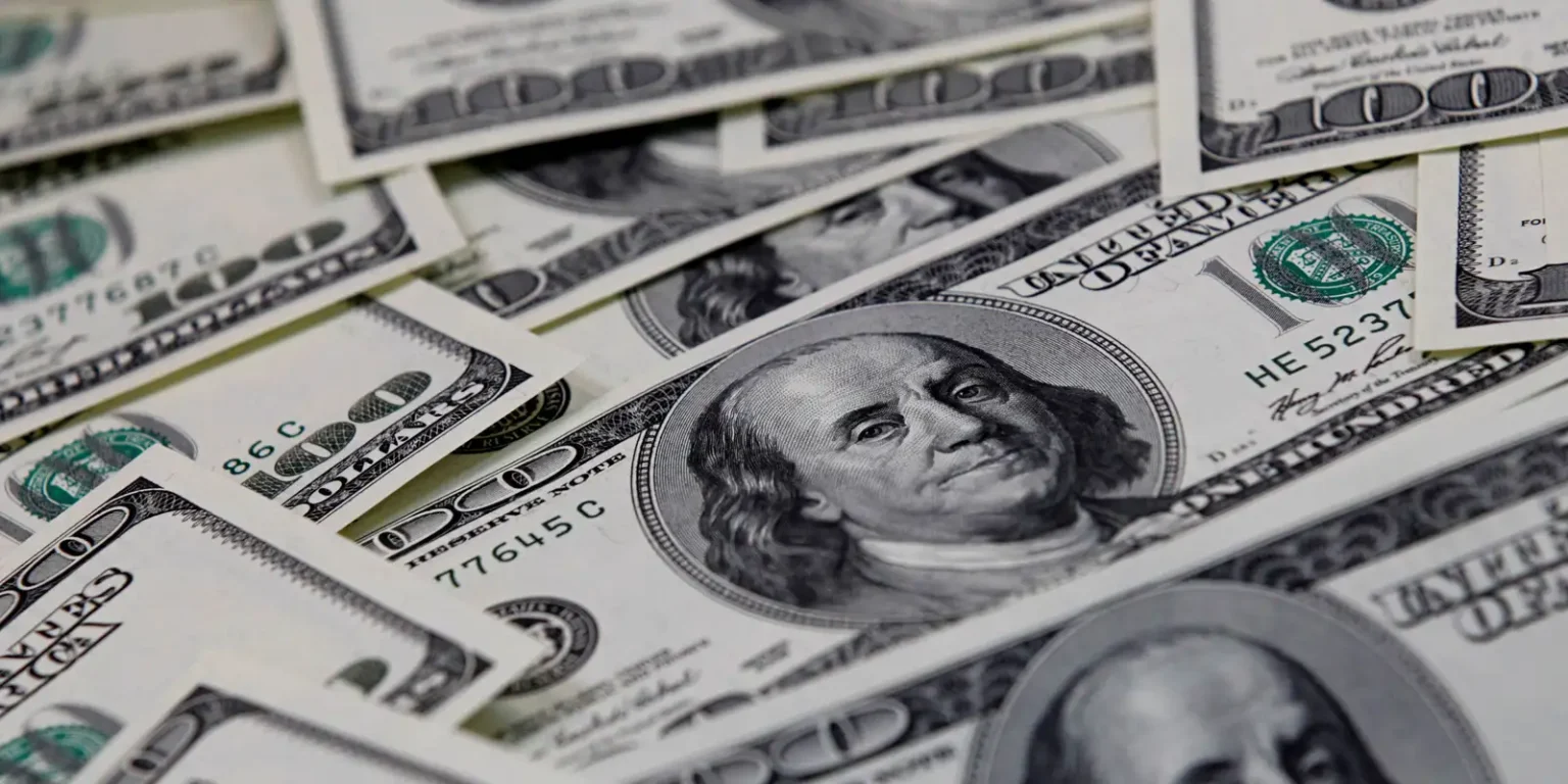Dólar Despenca para R$ 5,85 com Isenção de Trump em Produtos Eletrônicos