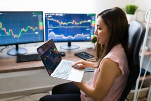 Diferença Entre Corretora e Banco: Onde Investir com Mais Segurança