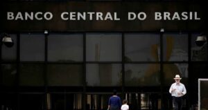XP Investimentos prevê que Selic não encerrará ciclo de alta abaixo de 15%