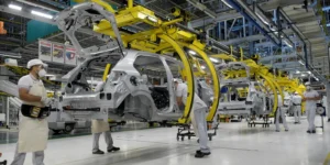 Crescimento da Atividade Econômica no Brasil: Alta de 0,4% em Fevereiro