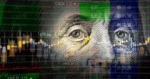 Dólar em Promoção: Como Aproveitar o Recuo de 7,6% Frente ao Real no 1º Trimestre para Lucrar Mais de 10% ao Ano
