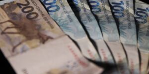 Proposta de Orçamento para 2026 Prevê Superávit de R$ 38,2 Bilhões