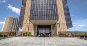 Impacto das Tarifas de Trump no Ciclo de Aperto da Selic, Segundo Itaú Unibanco